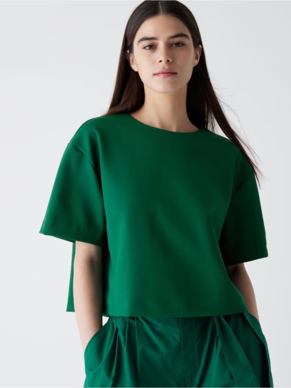 Uniqlo : C Boxy Short-Sleeve Top in Emerald Green LARGE